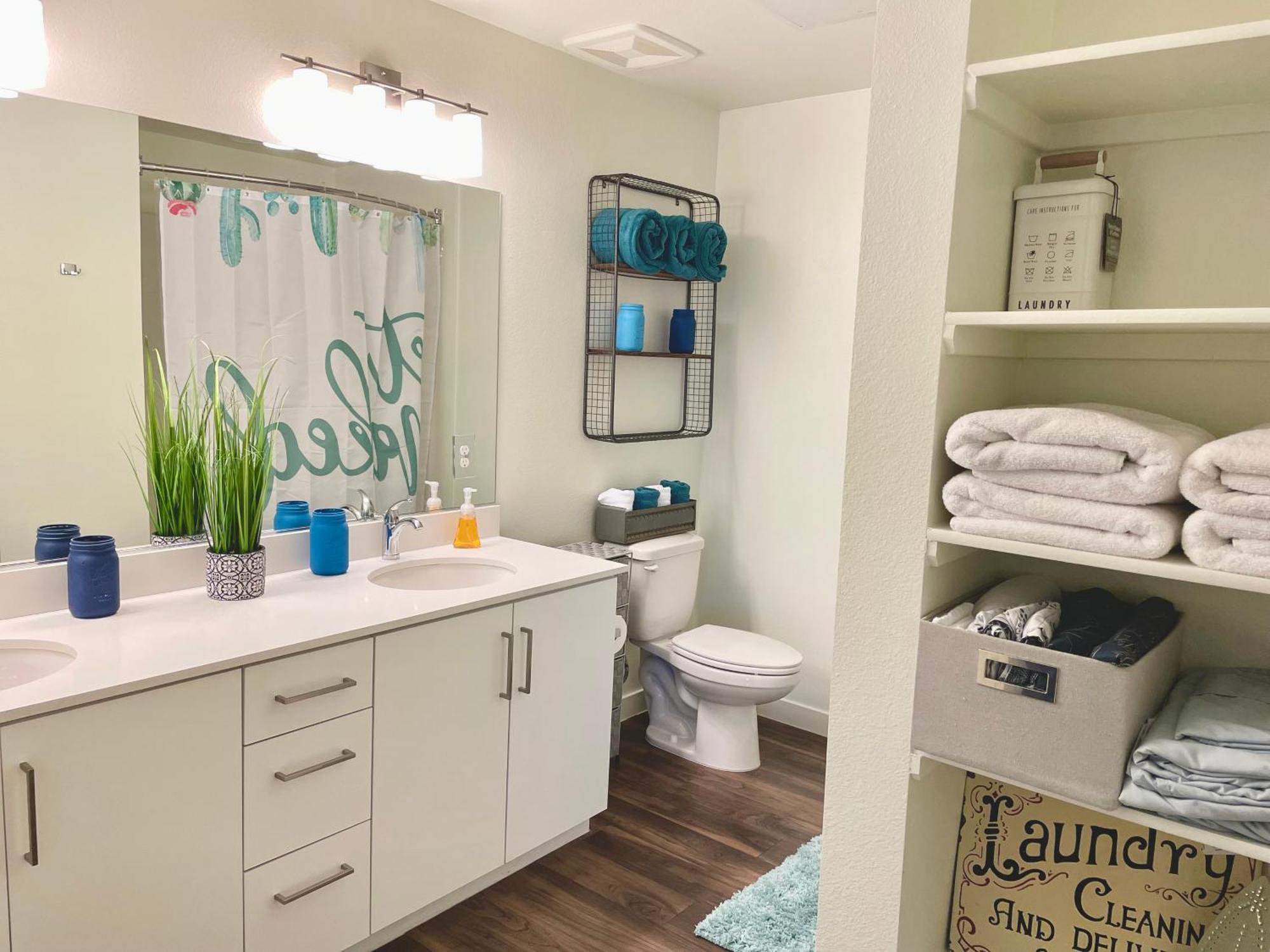 Fremont Experience With Pool/spa Apartment Las Vegas